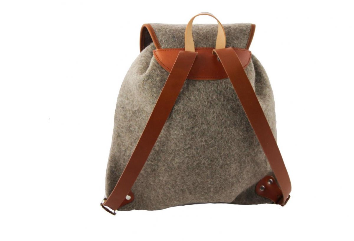 1620115575-Rueckseite_WD4-1200x817