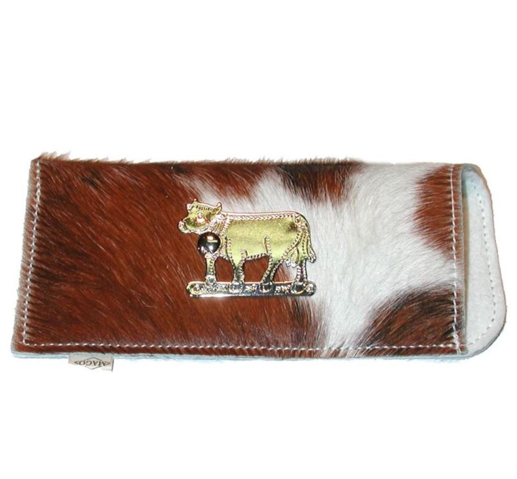 2519_Kuhfell-Brillenetui-mit-Kuh-Ornament-braun-weiss