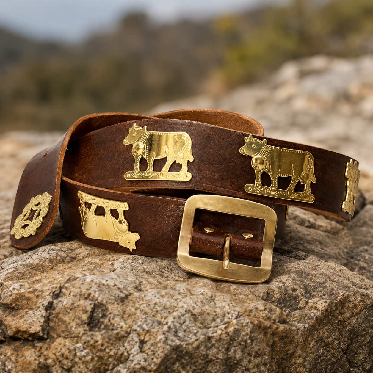 Ceinture Appenzeller, style vintage, largeur 4 cm, marron clair avec ornements en laiton