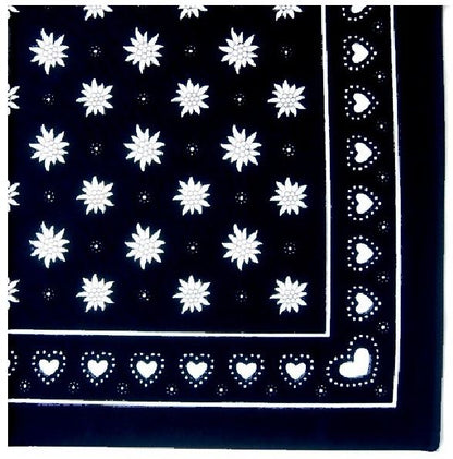 21-0008-06-Nickituch-Edelweiss-und-Herzen-schwarz
