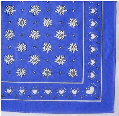 21-0008-10-Nickituch-Edelweiss-und-Herzen-royal