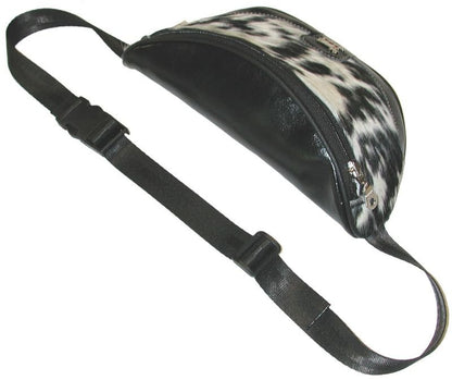 2954_Bauchtasche-Leder-Kuhfell-mit-Appenzeller-Kuh-Ornament_SCHWARZweiss