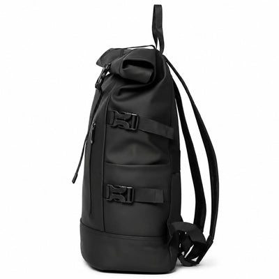 Moderner Laptop & Outdoor Rucksack