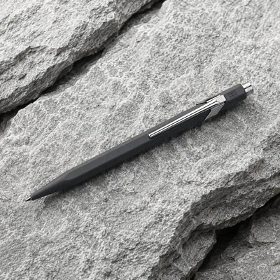 Coffret d'écriture avec stylo à bille Caran d'Ache