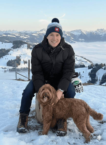 Wintermütze Schweizer Wappen, blau grau weiss