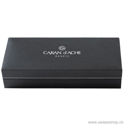 Caran d'Ache Kugelschreiber LÉMAN EBONY SCHWARZ GOLDPLATTIERT