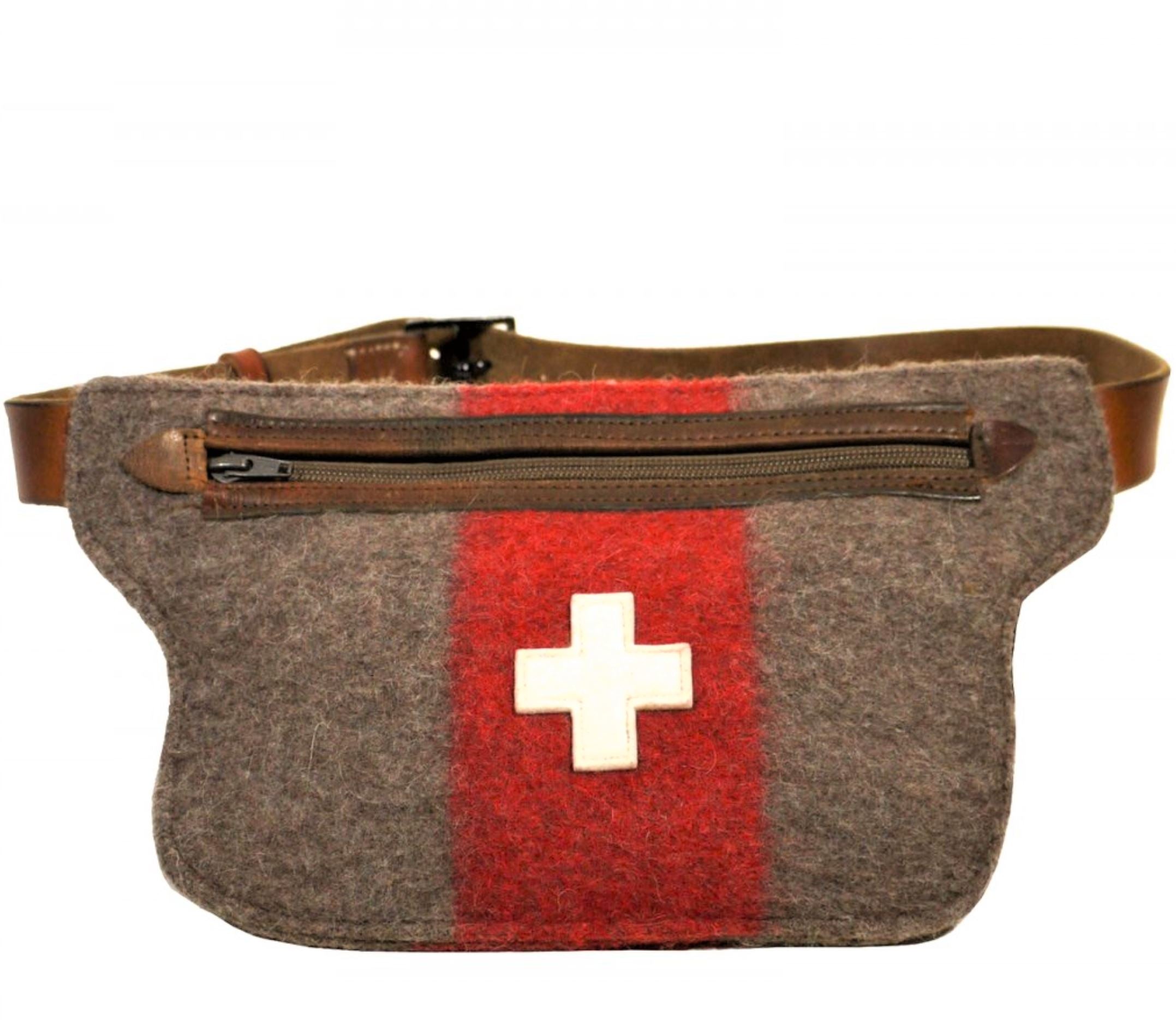 wd10_Bauchtasche-Army-Recycling